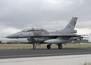 NATO Hava Sahasına Türk F-16 Kalkanı