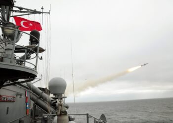 Türk Donanmasına İlave Güç Çarpanı: Türk Tersanelerine Karşı Yunan Tedarik Diplomasisi