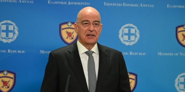 Yunan Bakan Dendias: Savunma Sanayii’nde Türkiye Önde