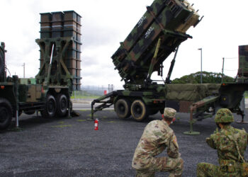 Atom, Politikacıların Silahı!