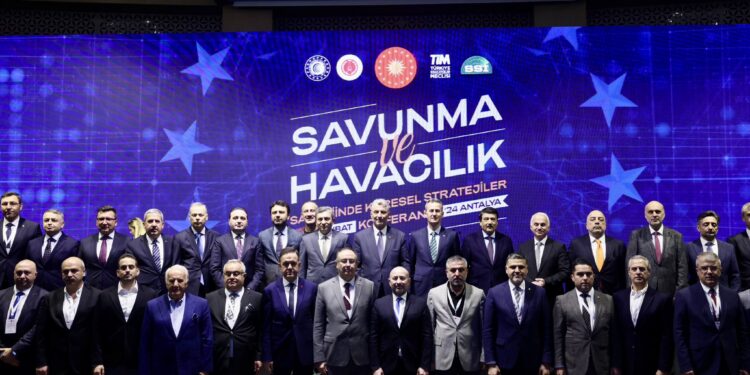 Savunma ve Havacılıkta 2023 İhracat Şampiyonlarına Ödül