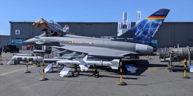 Eurofighter EK projesinde Kazanan SAAB Oldu