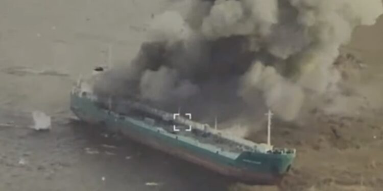 Ukrayna Rus Sivil Gemisi Mechanic Pogodin’i İmha Etti