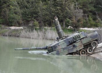 Sızdırmazlık Testi ve Durgun Sulardan Geçiş Eğitimi İcra Edildi