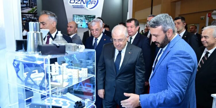 Bakan Güler ICDDA’24 Etkinliğini Ziyaret Etti