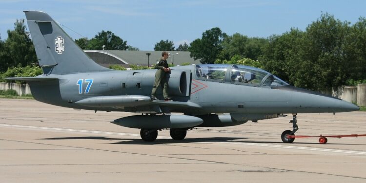 Litvanya Ukrayna’ya İlk L-39 Albatros Uçağını Teslim Etti