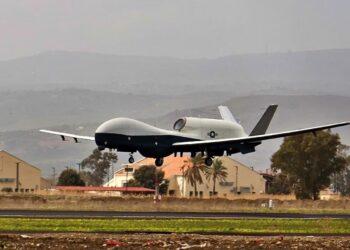 ABD Donanması MQ-4C Triton’u İlk Kez Avrupa’ya Gönderiyor