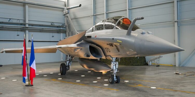 Rafale F3R Uçakları Hırvatistan’a Ulaştı