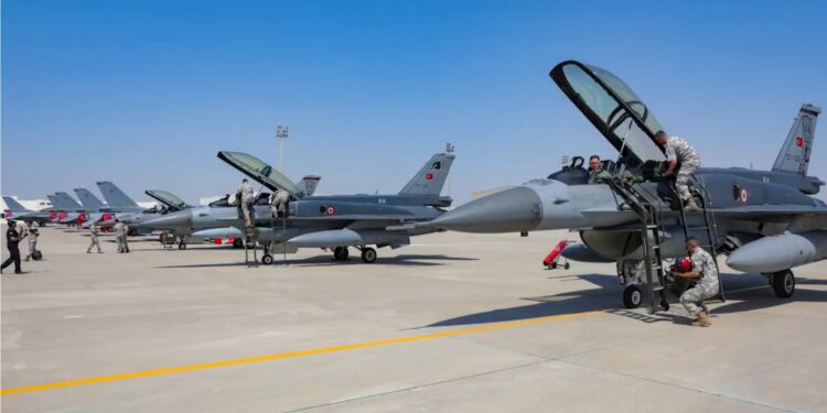 “Çöl Bayrağı 9” Tatbikatı Devam Ediyor