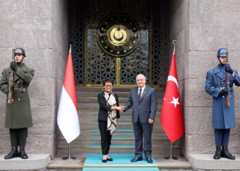 Millî Savunma Bakanı Güler, Endonezya Dışişleri Bakanı Marsudi İle Görüştü