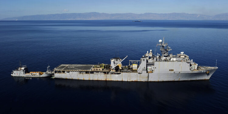 ABD Donanması USS Carter Hall’un Modernizasyonu İçin BAE Systems ile Sözleşme İmzaladı