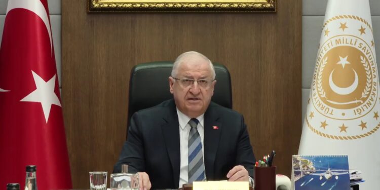 T.C. Milli Savunma Bakanı Güler, Komuta Kademesiyle Toplantı Gerçekleştirdi