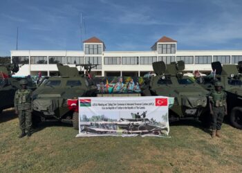 Türkiye, Gambiya’ya 17 Zırhlı Personel Taşıyıcı Teslim Etti