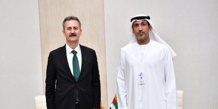 Başkan Görgün IDEX 2025’te Temaslarını Sürdürüyor