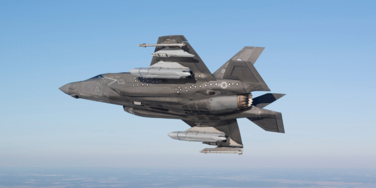 F-35B, AGM-158C LRASM ile İlk Test Uçuşunu Gerçekleştirdi