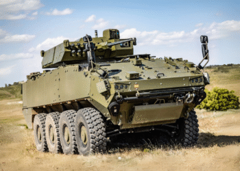 İspanya Ordusu ilk VCR 8×8 Dragón Zırhlı Aracını Teslim Alıyor
