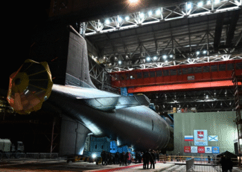 Rusya, Yeni Nükleer Denizaltısı Perm’i Denize İndirdi