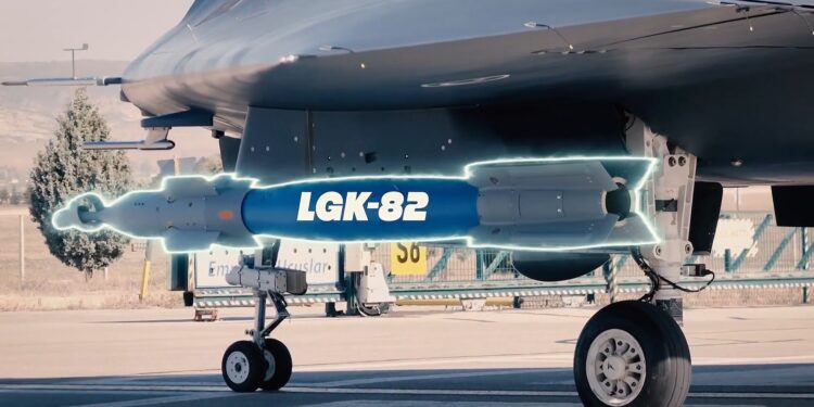 ANKA III, ASELSAN LGK-82 Mühimmatıyla Hedefi Tam İsabetle Vurdu