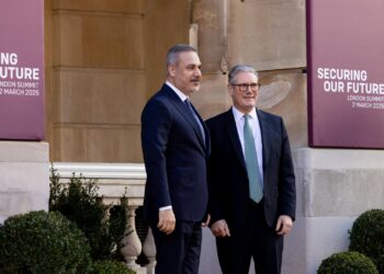 Rusya-Ukrayna Barışında ABD-Rusya Yakınlaşmasının Avrupa-Atlantik İttifakındaki Belirsiz Jeopolitik Etkileri: Avrupa Güvenlik Mimarisi Yeniden Kurulurken Türkiye’nin Yükselen Rolü