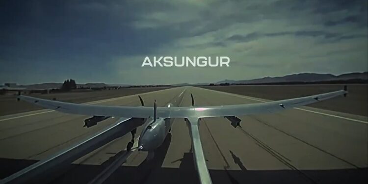 AKSUNGUR, LGK81 ve LGK82 Mühimmatlarıyla Tam İsabet