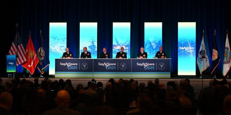 Belirsizlik ile Büyük Strateji Arasında Sıkışan Bir Endüstri: SeaAirSpace 2025