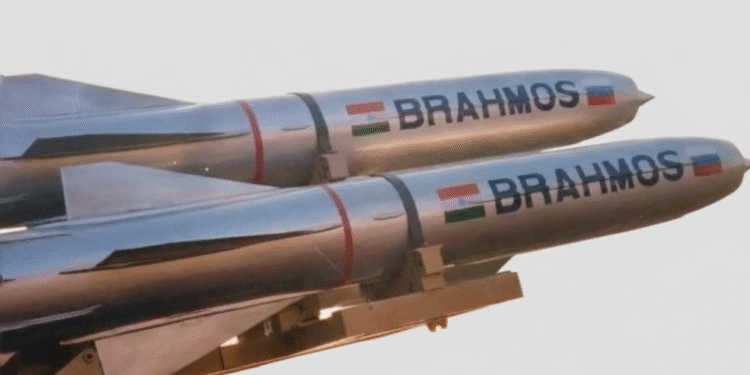 BrahMos Füze İhracatında 455 Milyon Dolarlık Dev Anlaşma