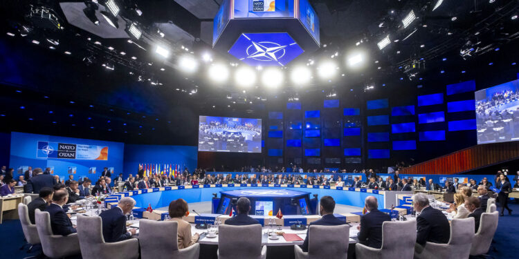 NATO Zirvesi Tamamlandı: Endüstriyel Savunma Hattı Kuruluyor