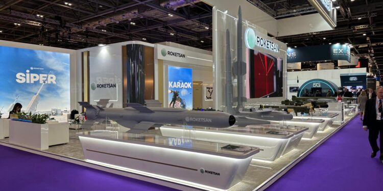 Roketsan, DSEI 2025’te Yeni Nesil Savunma Sistemlerini Tanıttı