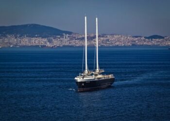 RMK Marine, Dünyanın İlk Yelkenli Ro-Ro Gemisi Neoliner Origin’i Teslim Etti