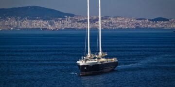 RMK Marine, Dünyanın İlk Yelkenli Ro-Ro Gemisi Neoliner Origin’i Teslim Etti