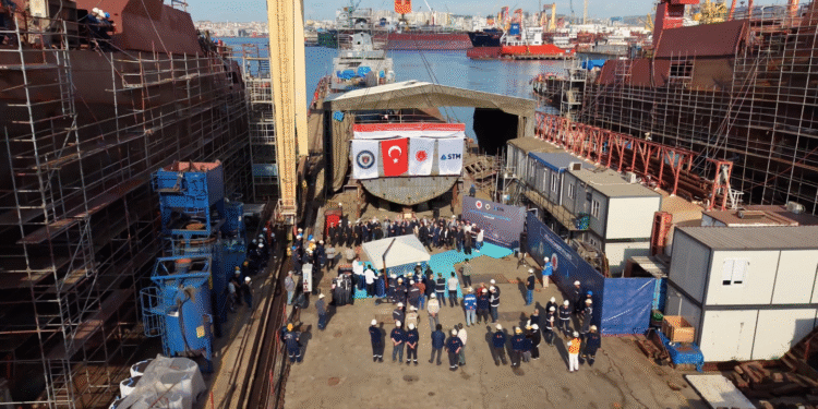 Türkiye'nin Milli Hücumbot Projesi ilk blok omurga kızağa alma töreni