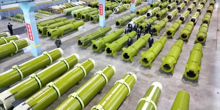 Kim Jong-un 2026 için Füze Üretimi Talimatı Verdi