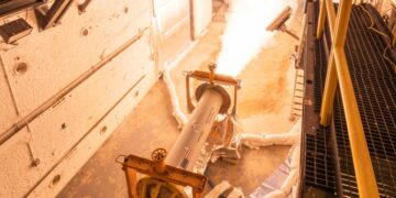 Northrop Grumman SMART Demo Programında Katı Yakıtlı Roket Motorlarını Test Etti