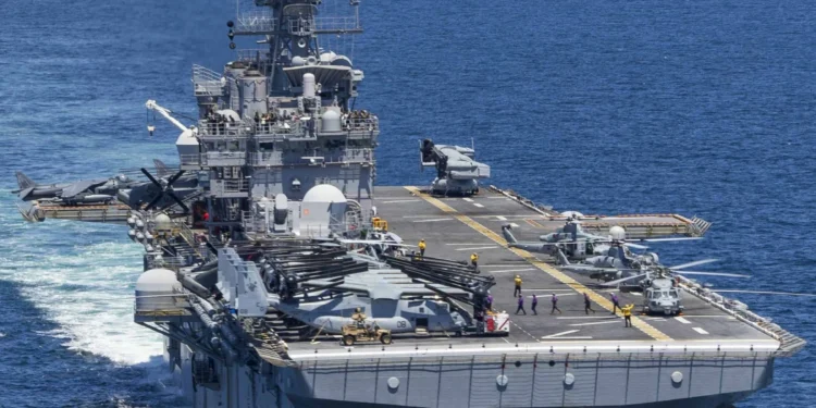 ABD Venezuela’yı Yönetecek!