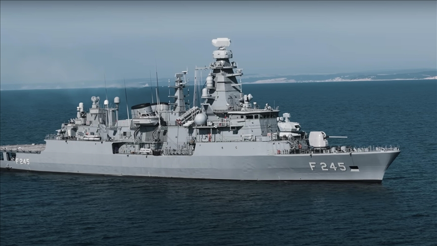 Anadolu Türk Deniz Görev Grubu unsurlarından TCG Oruçreis fırkateyni.