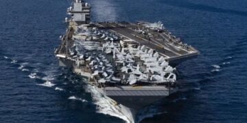 Bölgede Devlerin Karşılaşması: ABD'nin en gelişmiş uçak gemisi USS Gerald R. Ford, 'Destansı Öfke Operasyonu' kapsamında Hayfa kıyılarına ulaşarak bölgedeki ateş gücünü en üst seviyeye çıkardı.