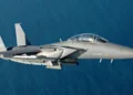 Güney Kore Hava Kuvvetleri'ne ait F-15K Slam Eagle savaş uçağı uçuş esnasında.