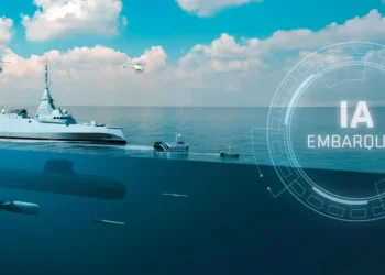 Naval Group ve Thales, savunma sistemlerinde yapay zeka egemenliğini sağlamak amacıyla cortAIx France çatısı altında güçlerini birleştirdi. Deniz savunmasında dengeleri değiştirecek bu stratejik ortaklık; karar destek sistemlerinden elektronik harbe kadar beş kritik alanda yapay zeka çözümlerinin endüstriyelleştirilmesini hızlandıracak.