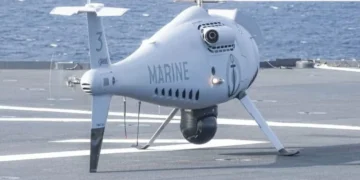 Yunan Donanması FDI Belharra sınıfı fırkateynler için tedarik edilen Schiebel CAMCOPTER S-100 UAS.