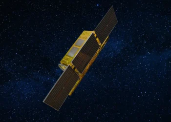 Avrupa Savunma Ajansı (EDA) VLEO-DEF projesi kapsamında geliştirilen Çok Düşük Yörünge askeri uydu illüstrasyonu.