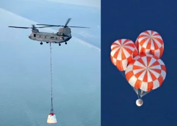 IAF Chinook helikopteri ile Gaganyaan Mürettebat Modülü paraşüt testi