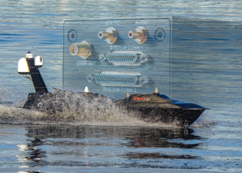 UAV Navigation autonomous control system integrated on NEWT21 USV during sea trials.