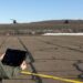 MATRIX sistemi ile otonom uçuş gerçekleştiren iki Black Hawk helikopteri ve yerdeki tabletli operatör.