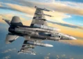 Northrop Grumman tarafından 21 ülkenin F-16 filosuna sağlanacak APG-66 ve APG-68 radar mühendislik desteği kapsamındaki F-16 savaş uçağı.