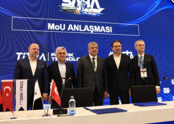 Pasifik Teknoloji ve Özata Tersanesi arasında SAHA EXPO 2026 bünyesinde imzalanan insansız deniz araçları ve otonom sistemler iş birliği protokolü.