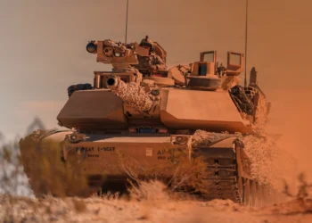 An M1A2 Abrams SEPv3 main battle tank of the US Army conducting operational tests in a desert environment.