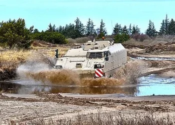 DEUTZ acquires FFG for 1.6 billion Euro to strengthen its position in the European defence sector.