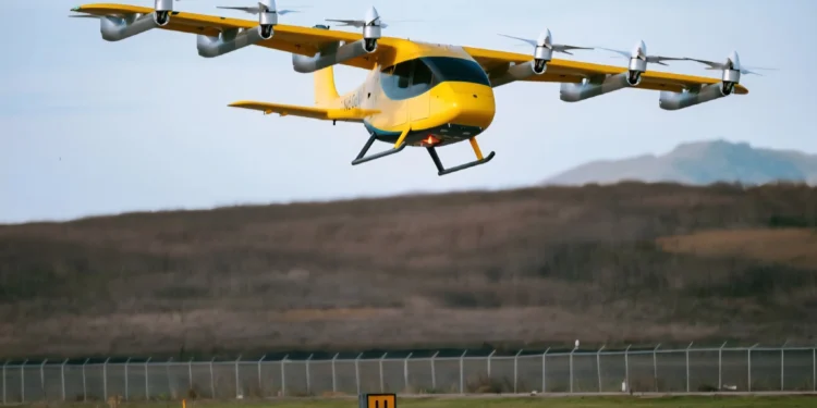 Boeing'in Archer'a devrettiği Wisk Aero eVTOL hava aracı kalkışta