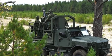 Patria TREMOS havan sistemi Finlandiya Silahlı Kuvvetleri'ne ait bir SISU araç üzerinde